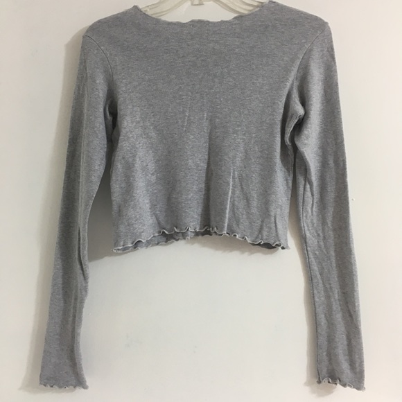 Brandy Melville Wynn top in Gray - Picture 3 of 12